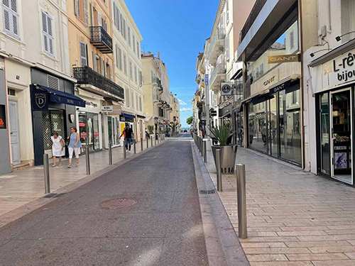 LOCATION PURE EMPLACEMENT N°1 CANNES – SL4938