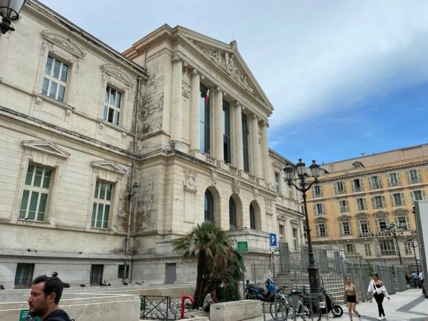 A VENDRE FONDS DE COMMERCE CAVE A VIN – EPICERIE FINE 5778