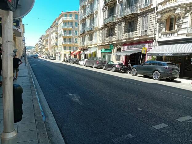 A VENDRE DROIT AU BAIL NICE PORT 5785