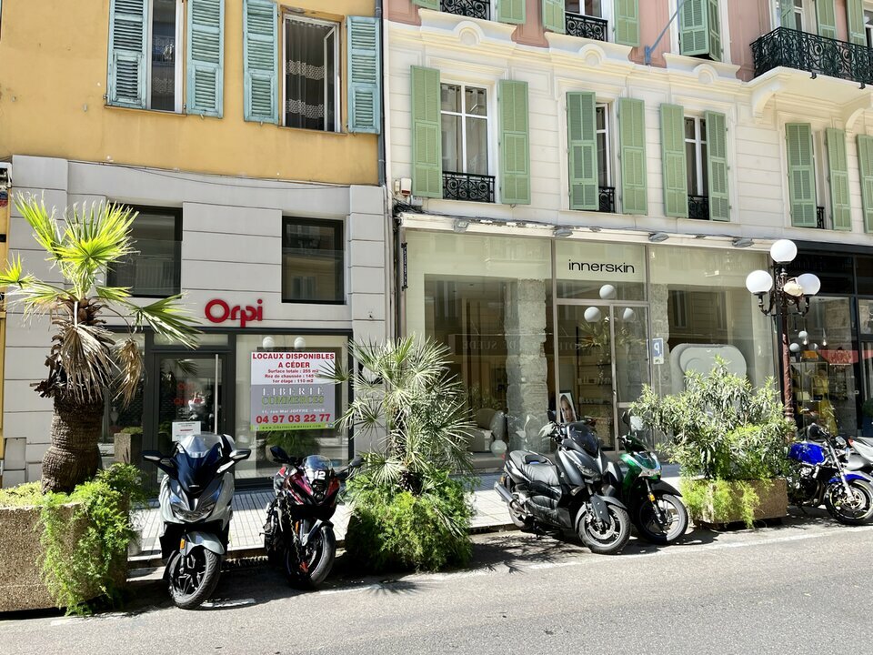 LOCATION PURE CARRÉ D’OR NIÇOIS  5433