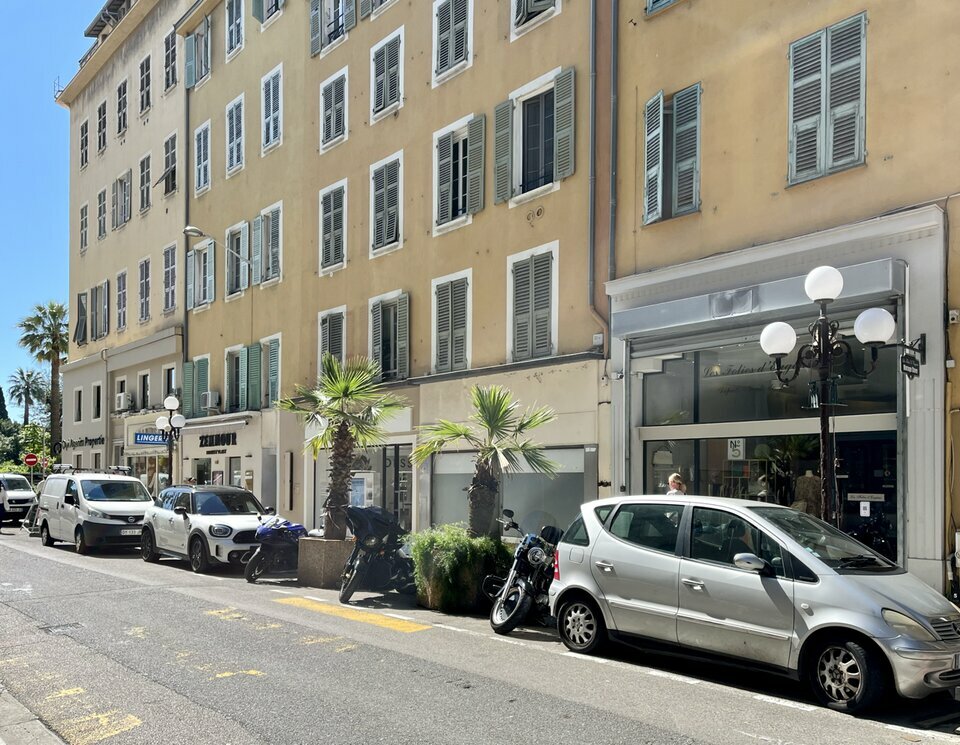 LOCATION PURE CARRÉ D’OR NIÇOIS  5433