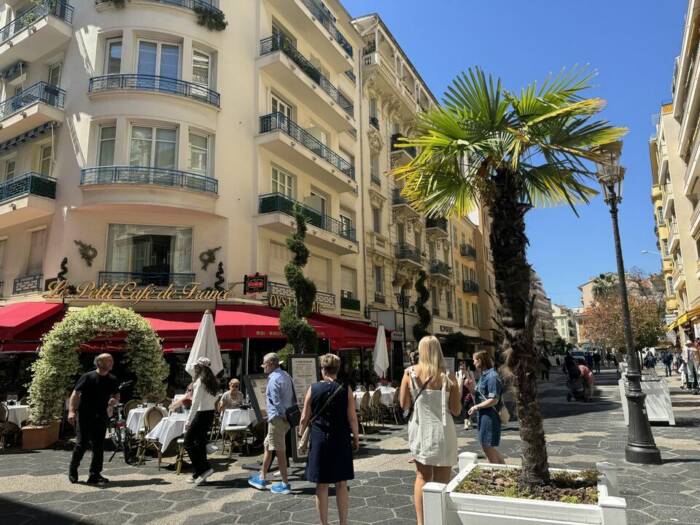 A VENDRE MURS OCCUPÉS NICE ZONE PIETONNE 5837