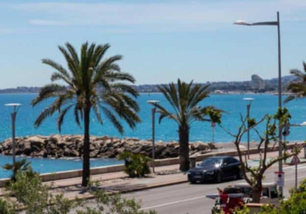 A VENDRE MURS ET FONDS HOTEL BUREAU CAGNES SUR MER 5889