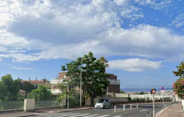 A VENDRE MURS COMMERCIAUX OCCUPÉS NICE NORD 5936