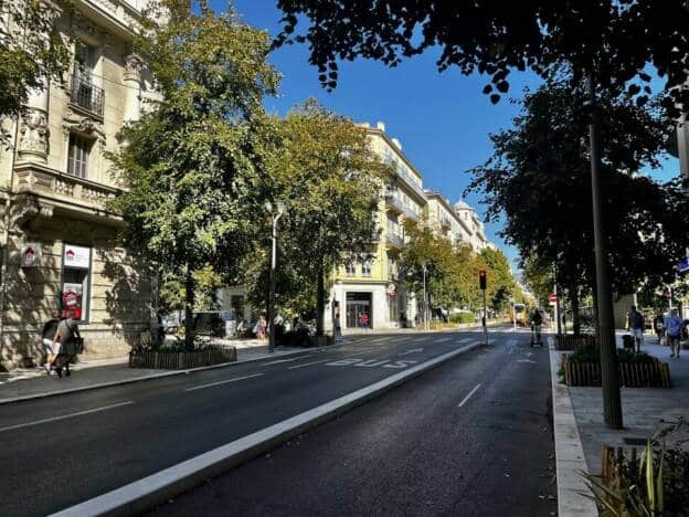 MURS ET FONDS HÔTEL NICE 5976