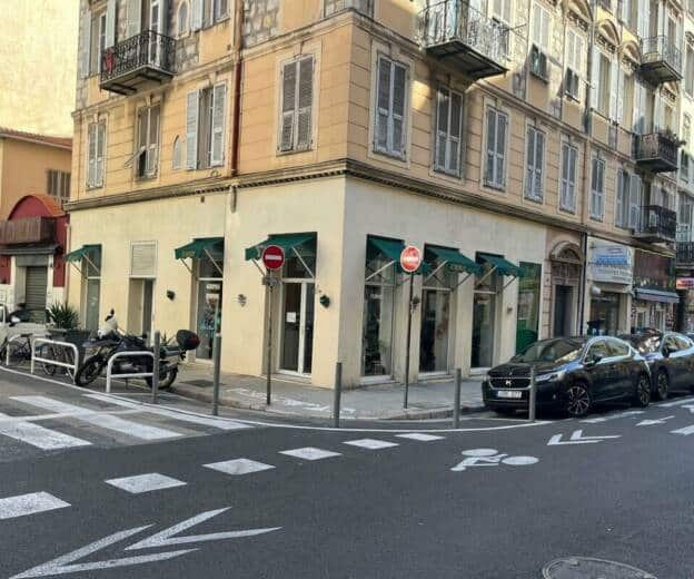 A VENDRE DROIT AU BAIL QUARTIER PORT DE NICE 5997