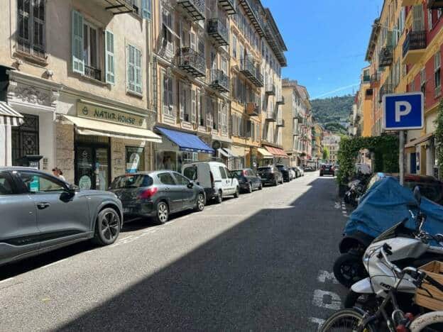 A VENDRE DROIT AU BAIL QUARTIER DU PORT DE NICE 6030