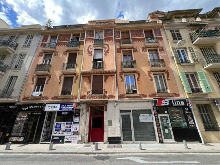 A VENDRE MURS OCCUPÉS NICE RUE MARCEAU NICE 6005