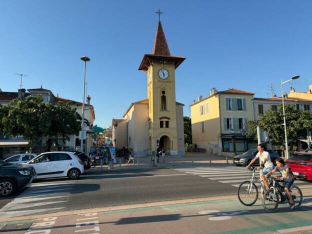 A CEDER RESTAURANT / BRASSERIE CAGNES-SUR-MER  BORD DE MER  6099