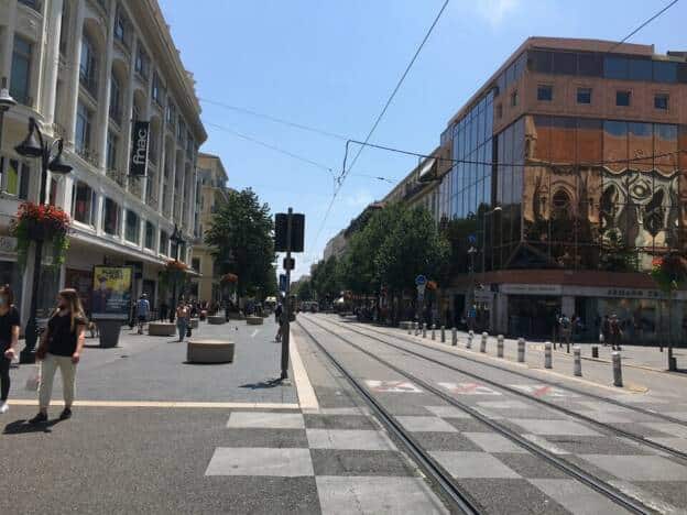 A VENDRE NICE CENTRE  RESTAURANT  RUE PASSANTE  TERRASSE 6095